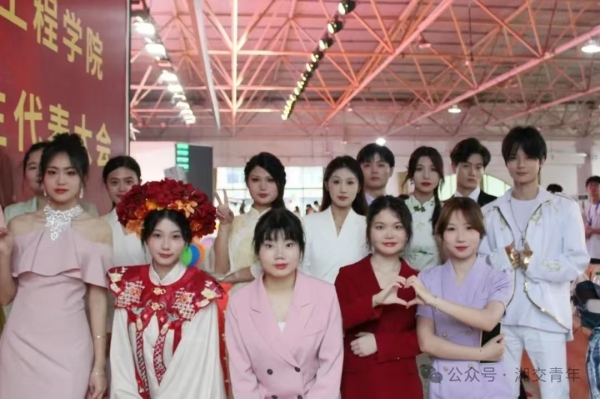 b1042e9e7e34ed9a0a6fc1cbf840bda.jpg b1042e9e7e34ed9a0a6fc1cbf840bda.jpg