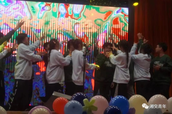 75a9ac2f22f6af717e81727142eea28.jpg 75a9ac2f22f6af717e81727142eea28.jpg