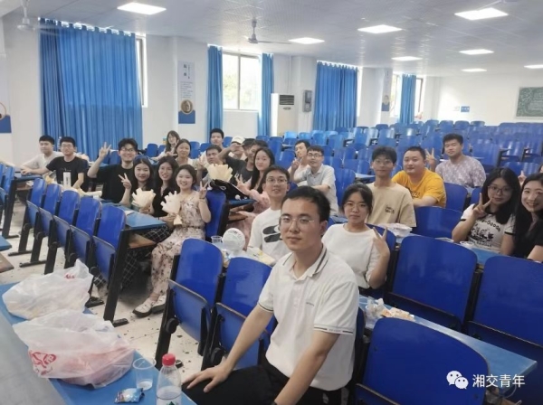 81cd881f54468924cbb81d5a24f887e.jpg 81cd881f54468924cbb81d5a24f887e.jpg