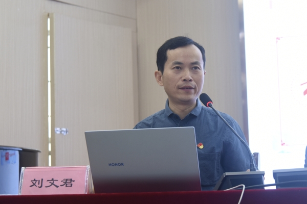 e59fcf08851bab92f873fe1f010d9d7.jpg e59fcf08851bab92f873fe1f010d9d7.jpg