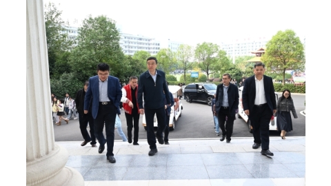 我校與廣鐵長(zhǎng)沙客運(yùn)舉行校企合作簽約儀式